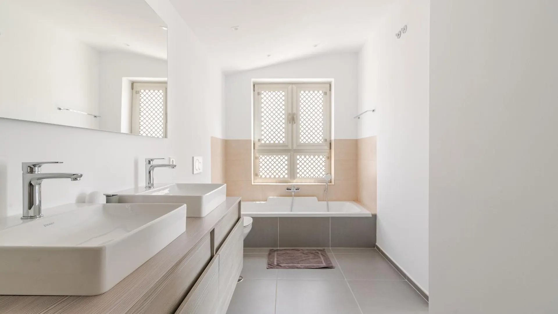 Appartamento Penthouse With Jacuzzi, Ocean And Pool Views Palm-mar